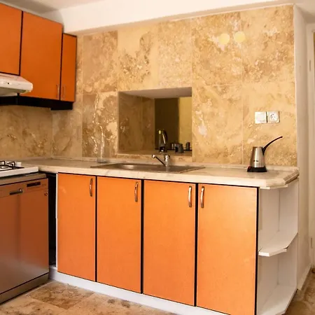 Дом отдыха Captivating House With Backyard Authentic Design In Urla, *